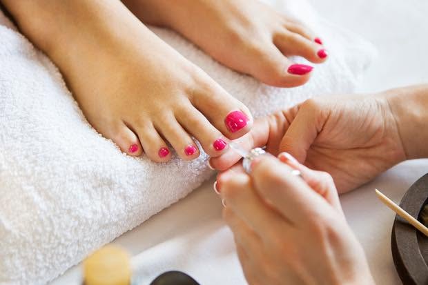 Professional pedicure at Le's Nails Salon